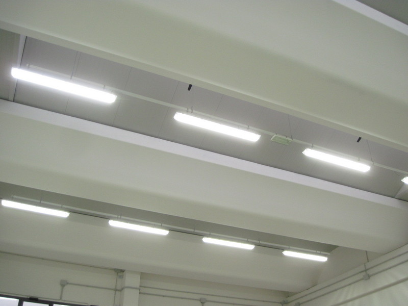 Plafoniera Neon 150 Cm : Neon a led tubo luce social shopping su venirealsodo.com