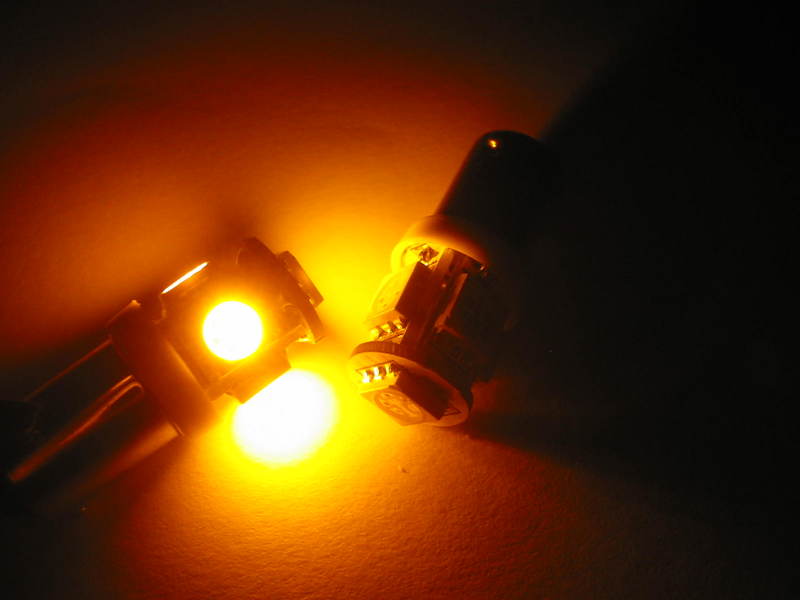 2pz LAMPADINE 5 LED ARANCIONE FRECCE BA9S T4W QA