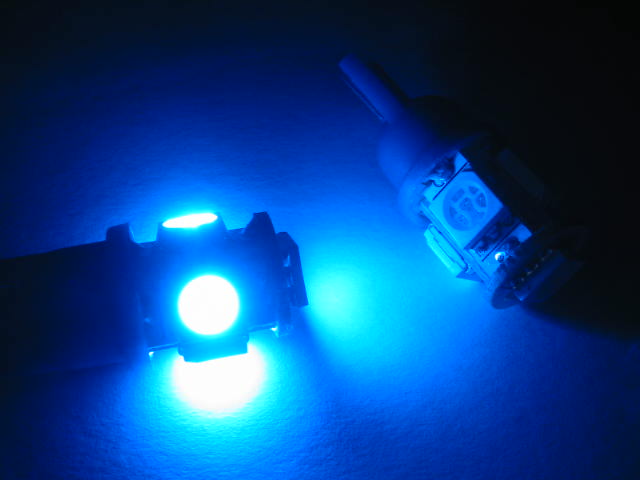 COPPIA LAMPADINE 5 LED TUTTOVETRO BLU BLUE T10 W5W BB