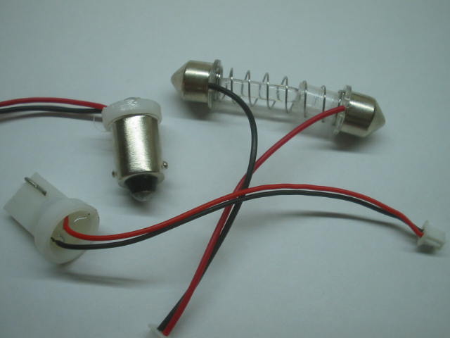 PANNELLO 48 LED SMD5050 BIANCO 6000K T10 BA9S SILURO L3
